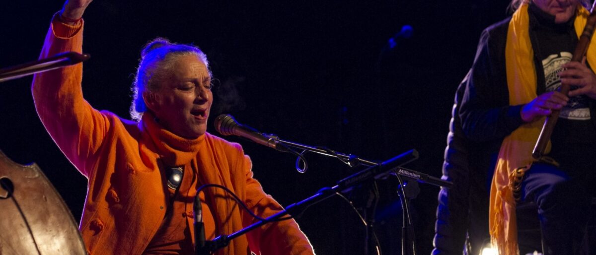 Permalien vers:Concert de chants tibétain en l’honneur des 90 ans du Dalai Lama, à 18 h au Centre tibétain Kalakchakra à Saint Cosmes en Vairais 72
